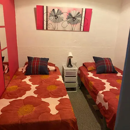 Felicitat Apartment *